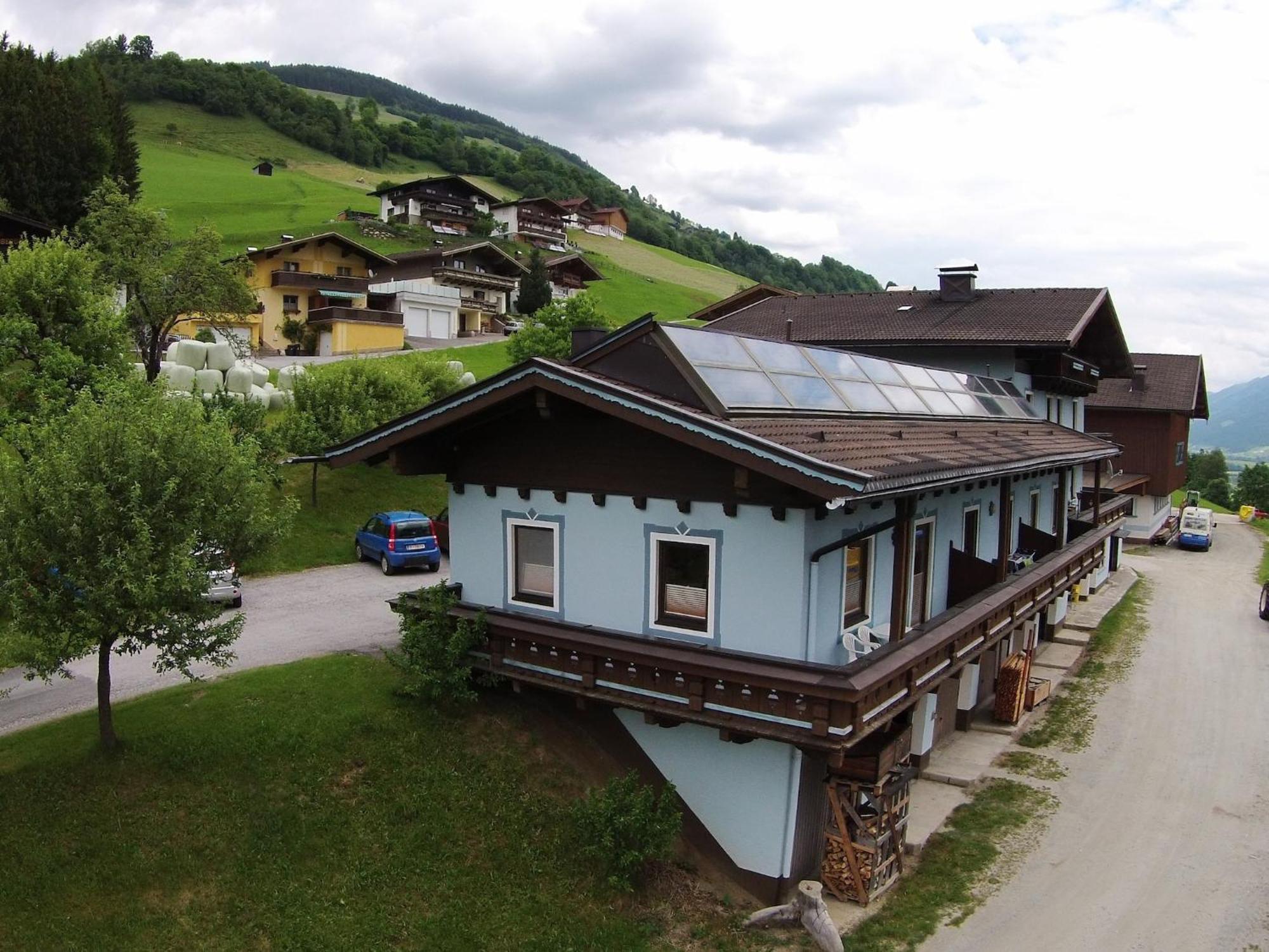 Spacious Apartment With Close To Skiing Points Mittersill Exteriör bild